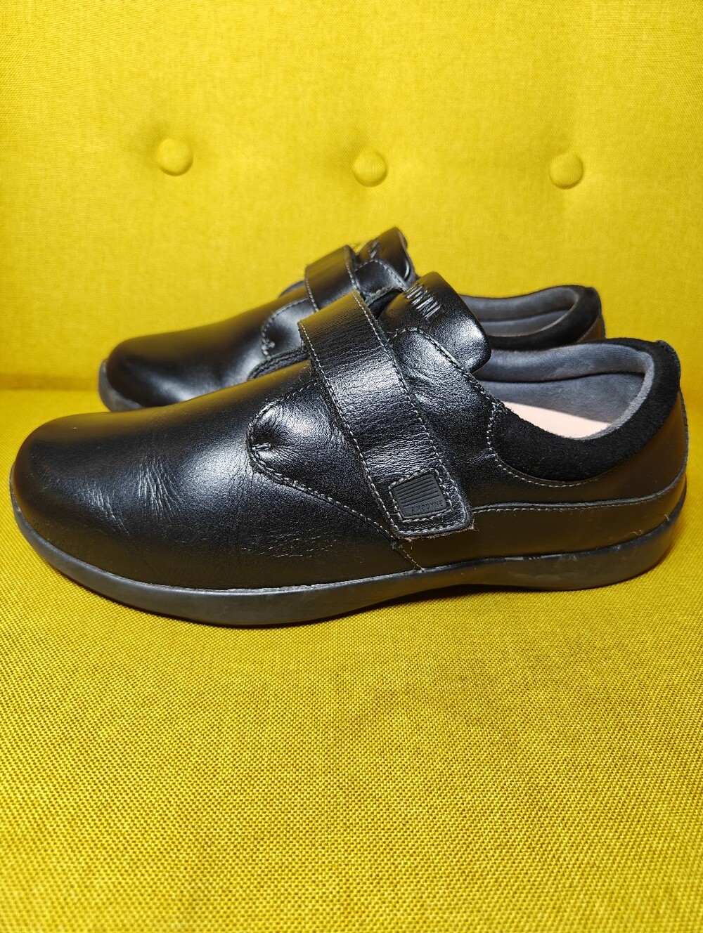 Anodyne Women's  Black Leather Diabetic  Therapeutic No. 67 Casual Comfort Sz 6W